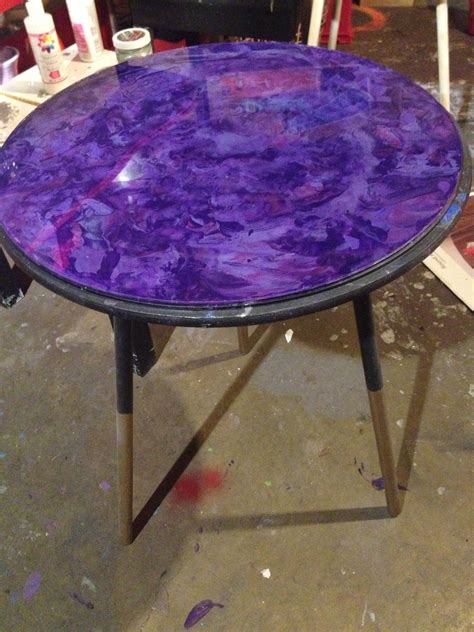 Table top I painted last night to celebrate redoing my shop :-) (reverse glass painting at Tara ...