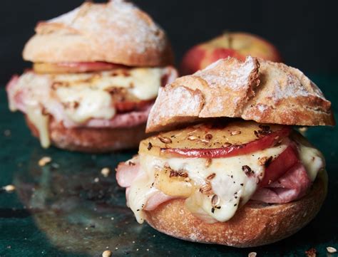 Lunch Better: Make This Apple, Ham And Raclette Sandwich