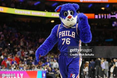 Franklin the Dog, mascot of the Philadelphia 76ers in action during ...