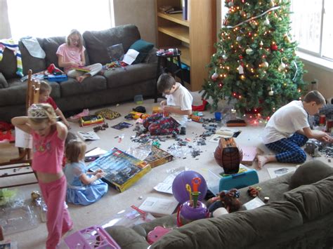 Our Life with 13 Kids * **: Christmas Morning - It's a Wonderful Life!