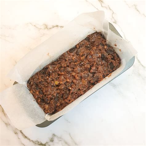 No-bake Christmas cake (with chocolate) - Foodle Club