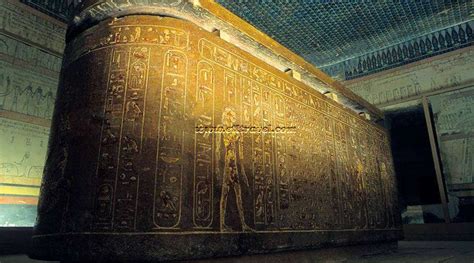 Thutmose III tomb Luxor KV 34 Egypt tours, prices