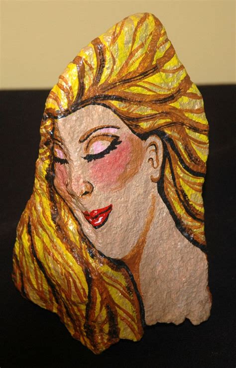 art, painted rock with face | Painted rocks, Rock painting art, Art