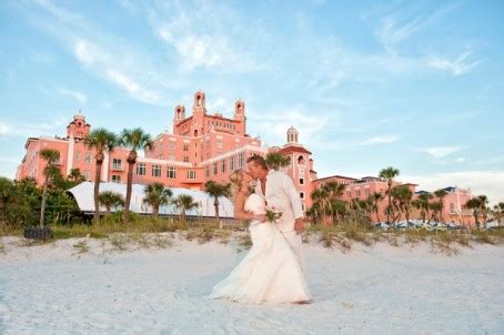 St. Pete Beach Weddings | Sunset Beach Wedding | St. Petersburg, Florida