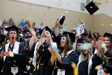 Meridian High School graduation 2023 - Cascadia Daily