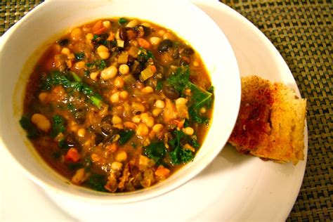 Tuscan Ribollita Soup - Lemon Stripes