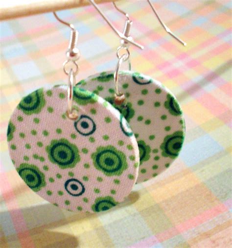 The Craft In Me: Fabric Earrings