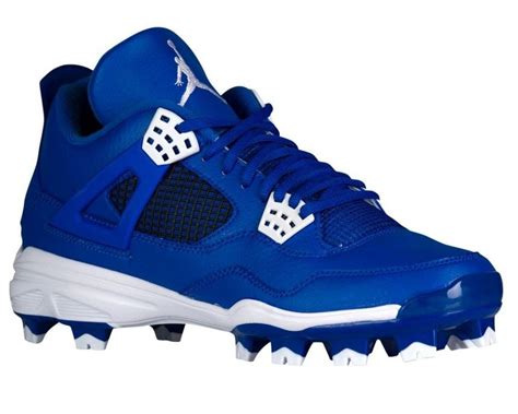 What Pros Wear: Jordan 4 Cleats Released - What Pros Wear