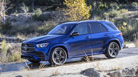 2020 Mercedes-Benz GLE 350 4MATIC (Color: Brilliant Blue; US-Spec ...