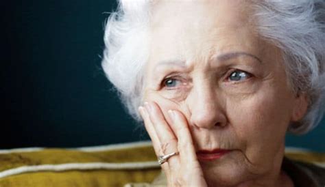 7 Ways to Reduce Dementia Sundowning Symptoms – DailyCaring