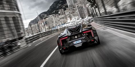 Lykan Hypersport Interior Hologram - canvas-gloop