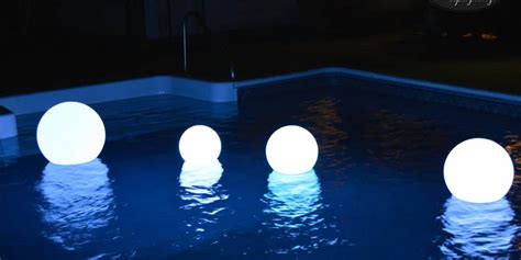 Top 10 Best Solar Floating Pool Light Reviews (July - 2022)