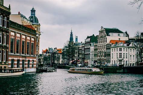 Varen Amsterdam: alle info, tips en uitjes op de grachten in 2022!