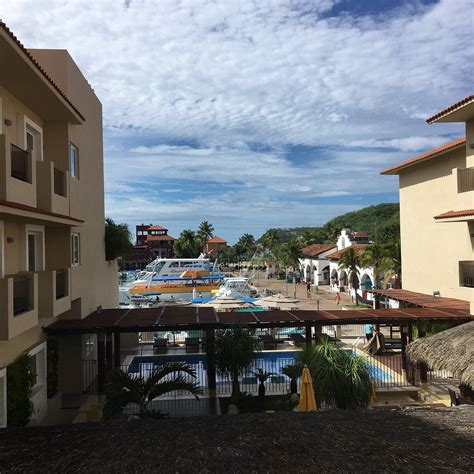 HOLIDAY INN HUATULCO, AN IHG HOTEL $68 ($̶9̶2̶) - Updated 2022 Prices ...