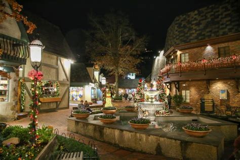 It's Beginning to Look a Lot Like Christmas...in Gatlinburg