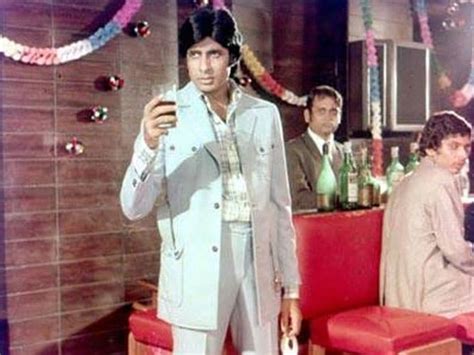 31 years of Sharaabi Make Amitabh Bachchan Nostalgic