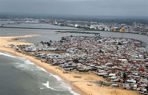 The New Humanitarian | Govt warns Monrovia floods worst in city’s history