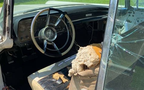 1959 Lincoln Continental Convertible Interior | Barn Finds