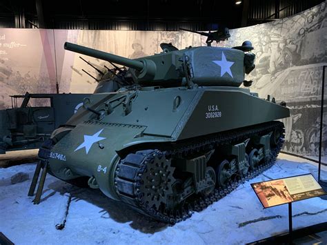 M4 Sherman “Jumbo” at the American Heritage Museum, Hudson, MA : r/TankPorn