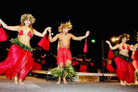 Best Luau in Oahu: Hilton Hawaiian Village Resort Waikiki Starlight Luau | The Daily Impressions