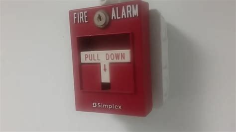 Simplex 4099-9001 Fire Alarm Pull Station - YouTube