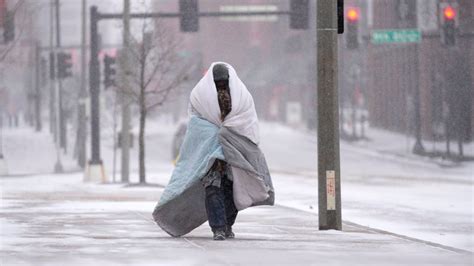 What is a bomb cyclone? The extreme winter storm hitting the US - Smart ...