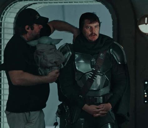 Pedro Pascal The Mandalorian Behind The Scenes Photos | Pedro pascal ...