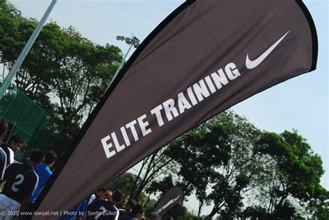 ChiefChapree.NET :::: A Day At Nike Football Elite Training Live Session