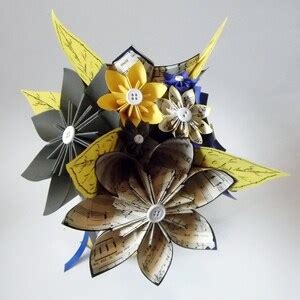 Paper Daisy Bridal Bouquet 10 Inch 15 Flowers Paper - Etsy