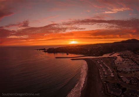 Sunset over the Oregon Coast : r/pics