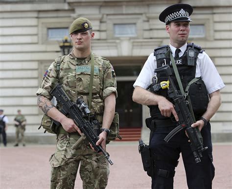 UK Government confirms plan to call up army reservists in the event of ...