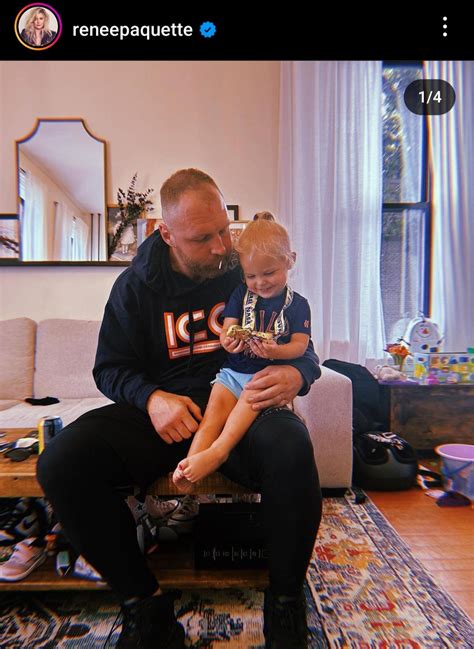 Jon Moxley won a Grappling Tournament and his daughter hold his medal ...