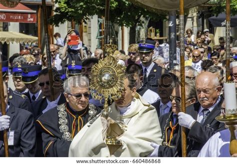 4,306 Corpus Christi Procession Images, Stock Photos & Vectors ...