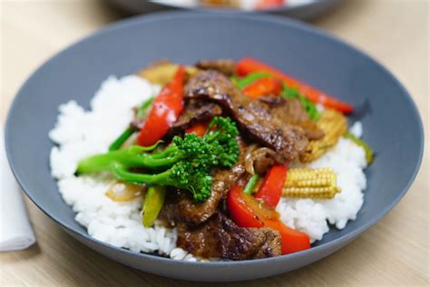 healthy beef and vegetable stir fry