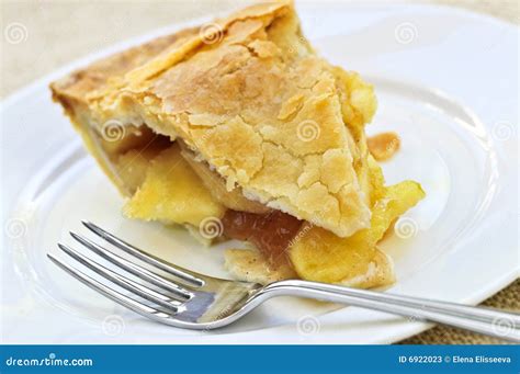 Slice of apple pie stock image. Image of fall, close, foods - 6922023