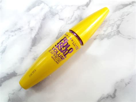 Maybelline The Colossal Volum' Express Mascara - According to Mimi