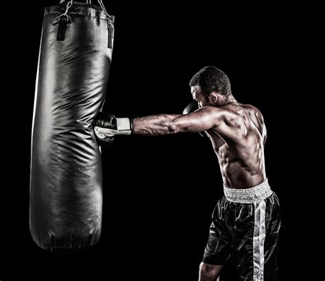 5 Boxing Workout Routines to Get in Lean Fighting Shape - Men's Journal