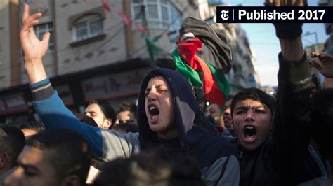 With Electricity in Short Supply, 10,000 Protest in Gaza, Defying Hamas ...