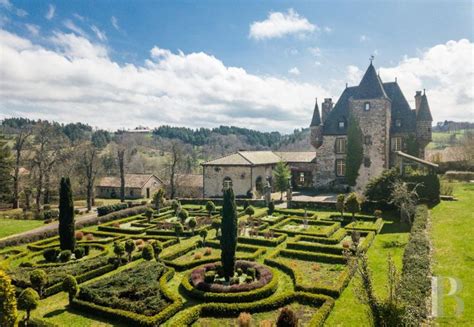 chateaux for sale France auvergne castles chateaux - 1 | French garden, Auvergne, Auvergne-rhone ...