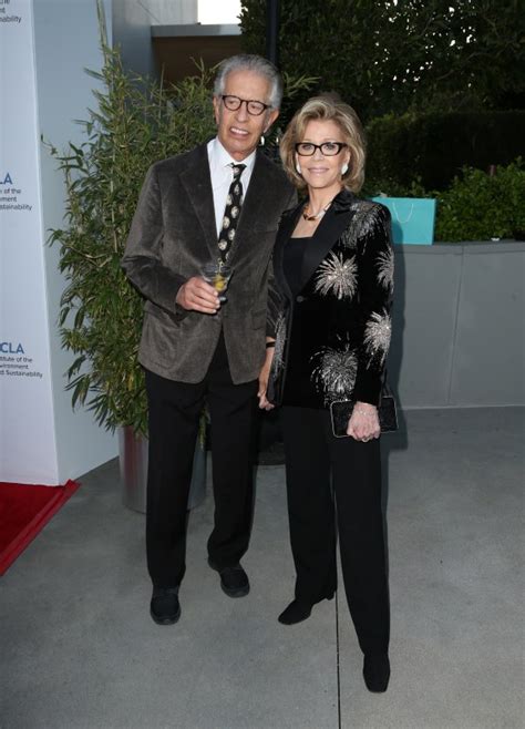 Jane Fonda splits with Richard Perry | Wonderwall.com