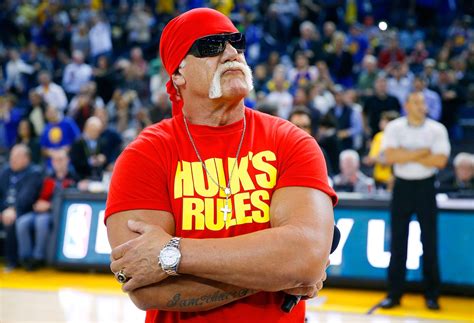 Hulk Hogan Returning to WWE’s Monday Night Raw’ | Us Weekly