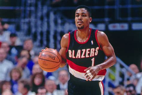 Trail Blazers Top 100: The Lightning Quick Passer - Blazer's Edge