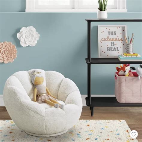 Kids Sherpa Tulip Swivel Chair Cream - Pillowfort™ | Kids room chair, Kids reading chair ...