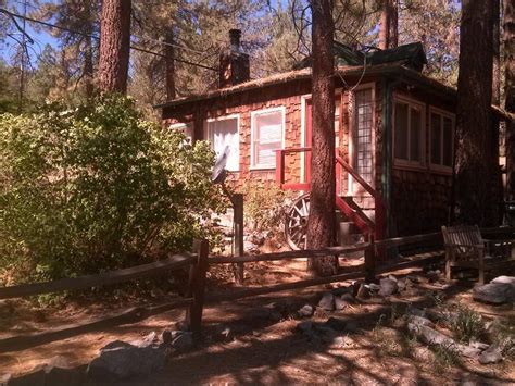 Snow Bungalow - UPDATED 2022 - Holiday Home in Wrightwood - Tripadvisor