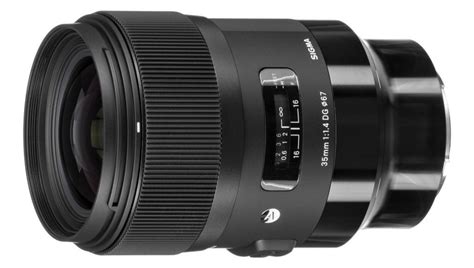 Save $300 on the Sigma 35mm f/1.4 Art Lens Today Only | Fstoppers