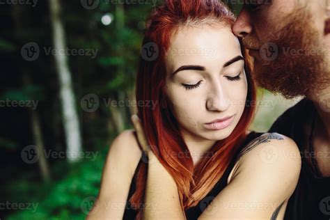 guy hugging his girlfriend 11533110 Stock Photo at Vecteezy