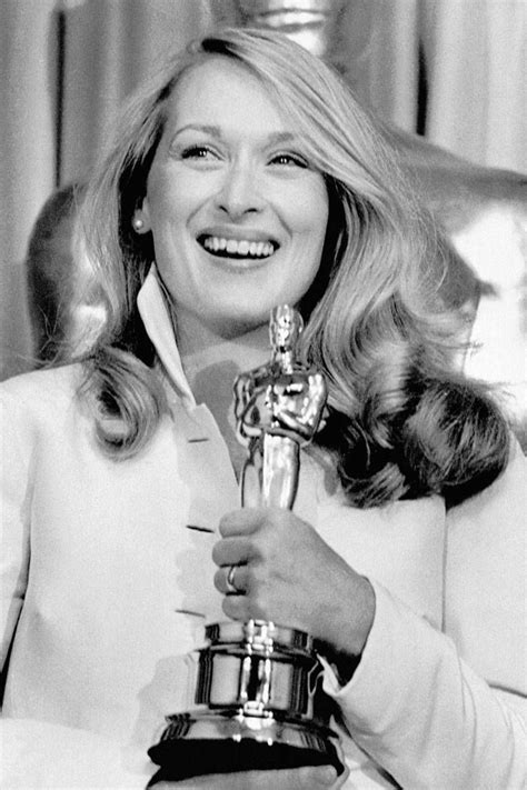 In Photos: Vintage Awards Show Style | MERYL STREEP | Meryl streep, Oscar academy awards, Oscar ...