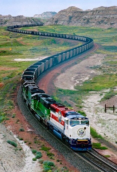 Freight train. North Dakota (USA). | Train, Train travel, Train rides