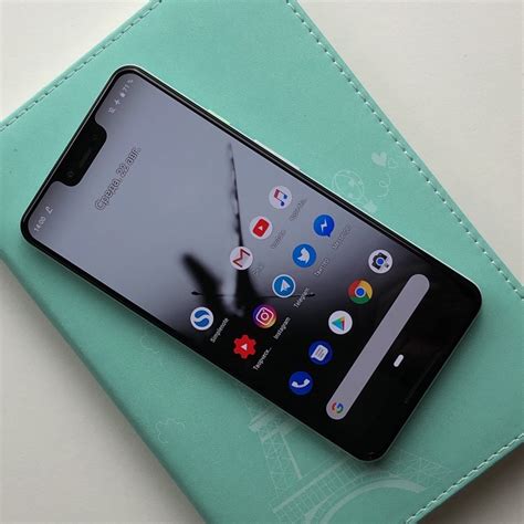 Google Pixel 3 XL specs along with camera features leaked.