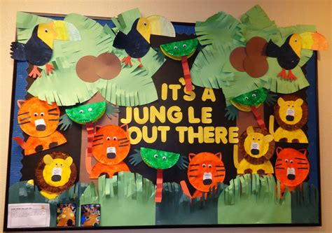 Jungle bulletin board!! Animal Print Classroom, Jungle Theme Classroom ...